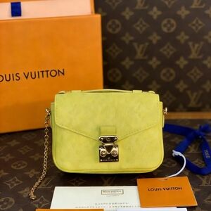 <AUTHENTIC>LV Mini MonogramLeather Crossbody Bag